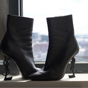 Saint Laurent Black Heeled Leather Boots